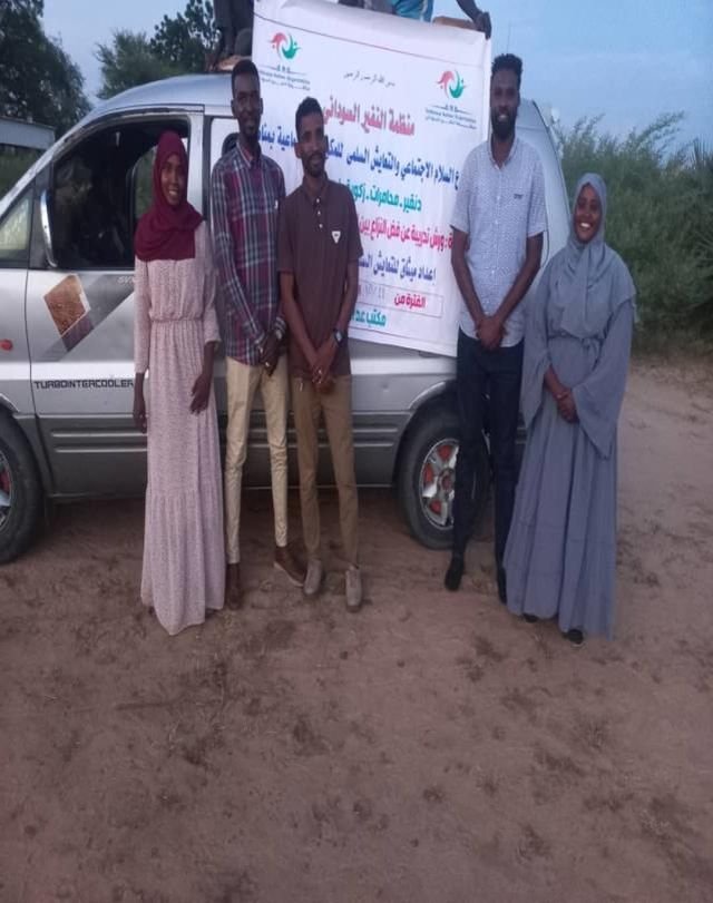 The volunteer team before heading to the field